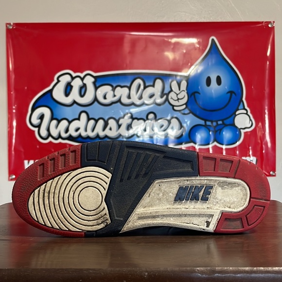 Vintage Nike shoes size 9.5 - Picture 2 of 5